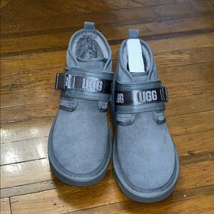 UGG Mens Neumel SnapBack Boots